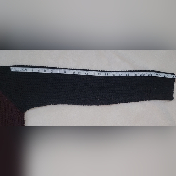 Aeropostale Plum and Black Quarter Zip Up Sweater with Ribbed Texture - Picture 6 of 6